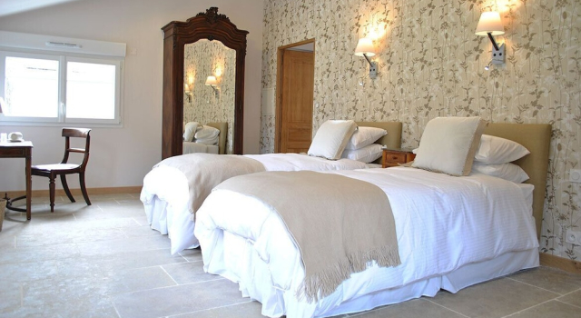 Номер Comfort Le Manoir de la Vieille Douve