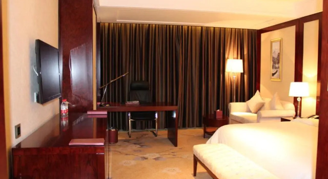 Tai Zhou International Jinling Hotel, Book Hotel Hotels in Taizhou with Parking, Parking