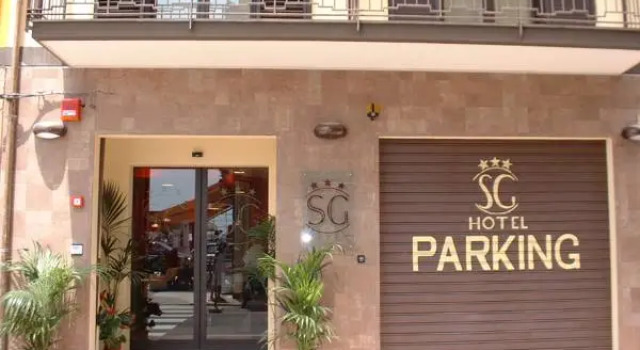 Кровать в общем номере Hotel San Giovanni
