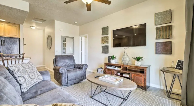 Mesquite Desert Retreat Near Golf & Casinos!, Prenota Appartamento Hotel a Missouri con parcheggio, Parcheggio
