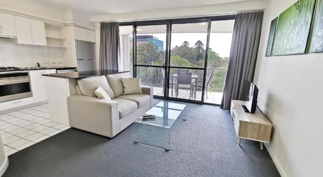 Апартаменты Premier Inn on the Park Apartments