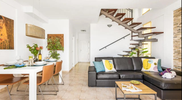 Beachfront triplex with swimming pool parking, Prenota Hotel El Rosario Tenerife