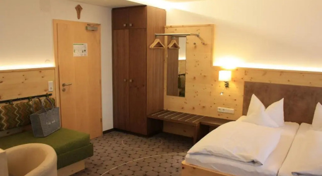 Landhotel Geyer, Reserva ahora Hotel Hoteles en Altmühltal con piscina, Piscina
