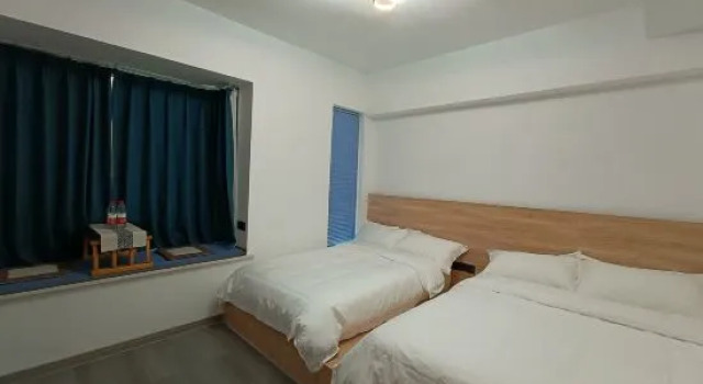 Люкс с 2 комнатами с видом на реку Dongjiang Lake Dongya Apartment