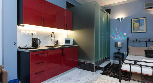 Студия Modern Athenian City Center Studio