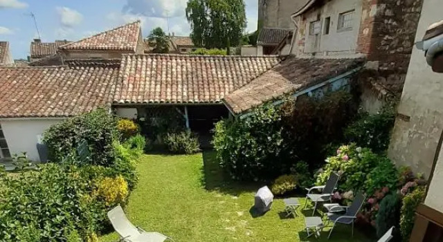 Gite de la Sauvetat, Забронировать Отель Овиллар Tarn-et-Garonne