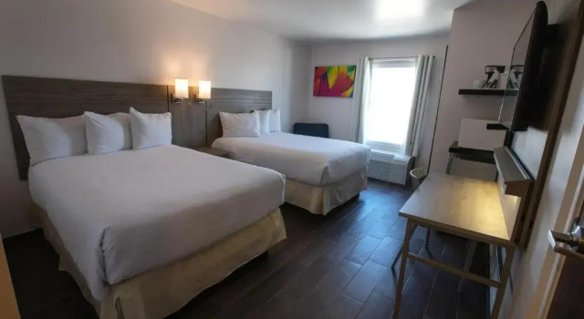 Четырёхместный номер Standard Hotel Mesaluna Near American Consulate