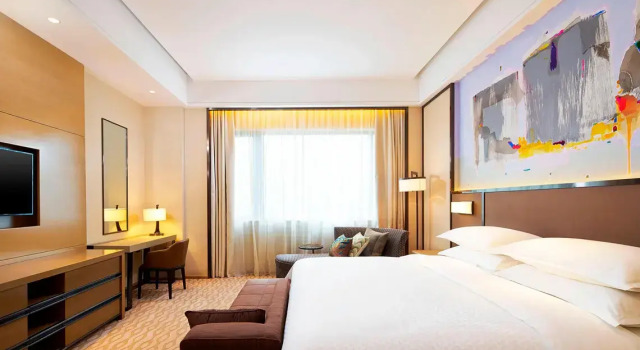 Двухместный номер Standard Four Points By Sheraton Guilin Lingui