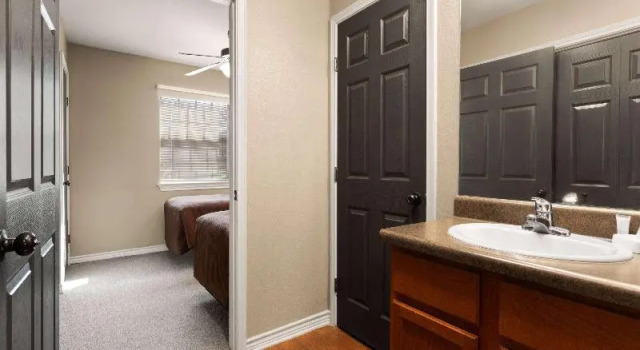 Standard- suite Eagle's Den Suites Cotulla a Travelodge by Wyndham