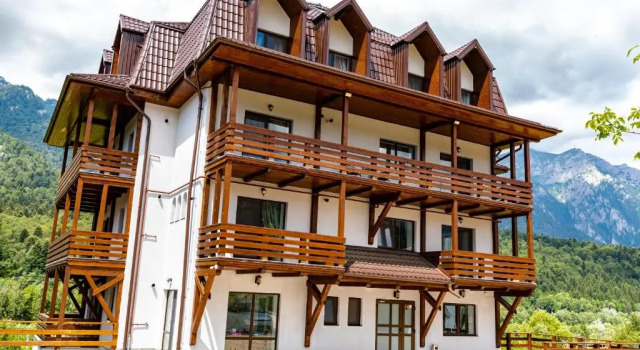 Yael Luxury Apartments 3