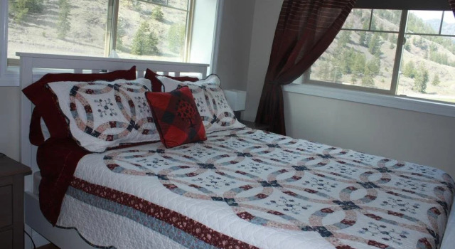 Tree To Me Inn, Đặt Nhà nghỉ có bữa sáng Keremeos 