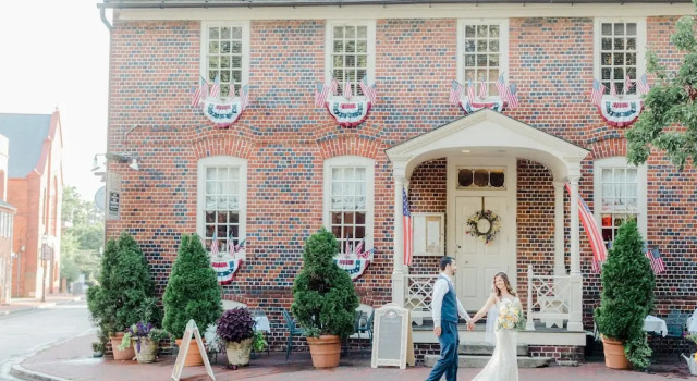 Reynolds Tavern, Rezervați Hotel Annapolis 