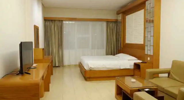 Arnes Hotel, Book Hotel Hotels in Sumatra with Breakfast, Breakfasts
