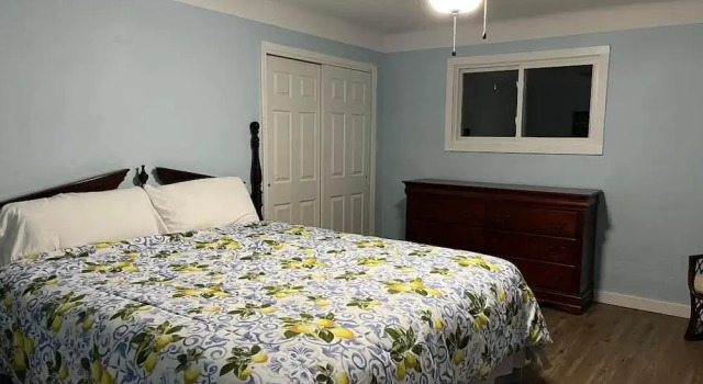 Номер Standard Petes Lakefront Motel, LLC