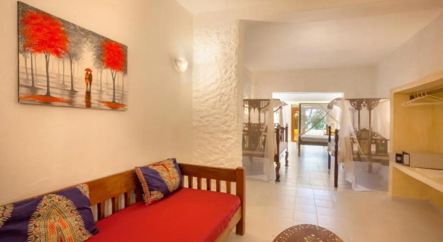 Четырёхместный номер Standard с видом на море Blue Marlin Beach Hotel