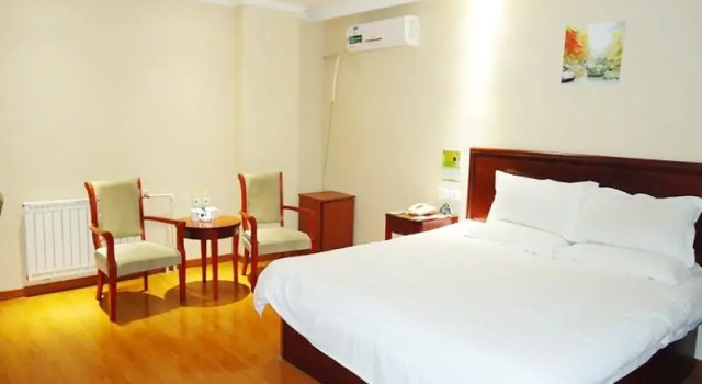 Номер Standard с видом на сад GreenTree Inn Shandong Weifang Gaomi Liqun Road Minghao Business Hotel