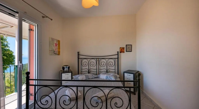 Ioannis House Sea View