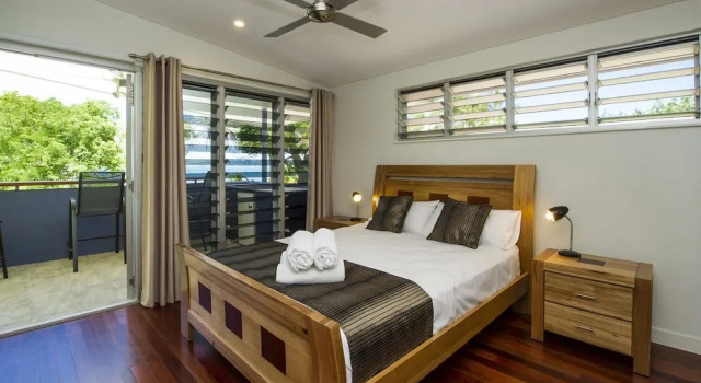 Shipwreck Sands, Book Hotel Businesshoteller i Magnetic Island, 4* 5*
