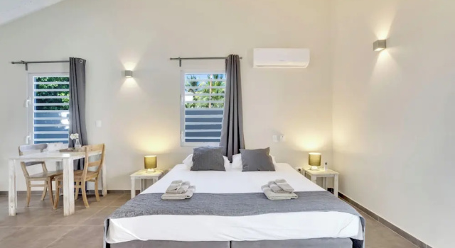 Люкс Deluxe All Seasons by Boutique Bonaire Unique Resorts
