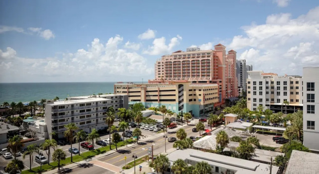Двухместный номер Standard с балконом AC Hotel by Marriott Clearwater Beach