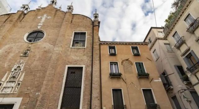 Sant Aponal Prestige by Wonderful Italy, Забронировать Апартаменты/квартира Апартаменты Венеции, рядом с Вокзал Accademia, Апартаменты/квартира