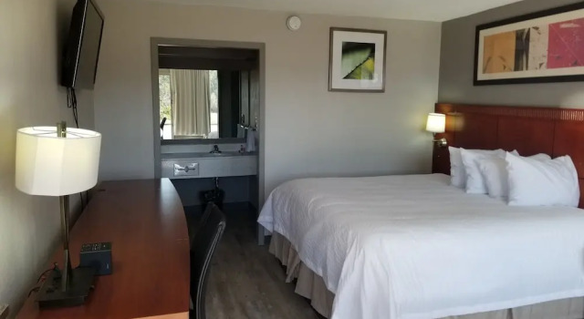 Baymont by Wyndham South Hill, Buchen Sie Hotel South Hill Virginia