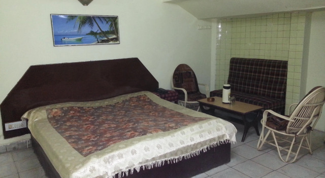 Raj Hotel