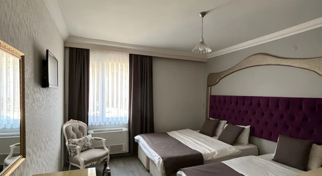 Трёхместный номер Standard c 1 комнатой Ottoman Palace Hotel Edirne