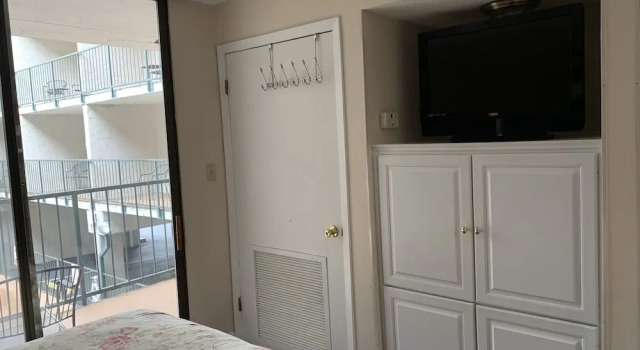 Oak Square Rentals