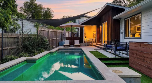 Коттедж Modern Austin Home w/ Pool, Putting Green & Coffee Nook Townes Retreat by Avantstay
