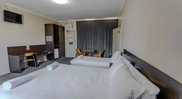 Семейный номер Standard с 2 комнатами Links Hotel