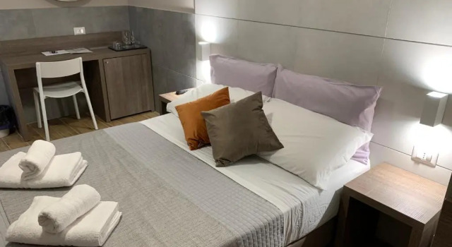 Standard- dobbelt værelse S. Pietro B&B