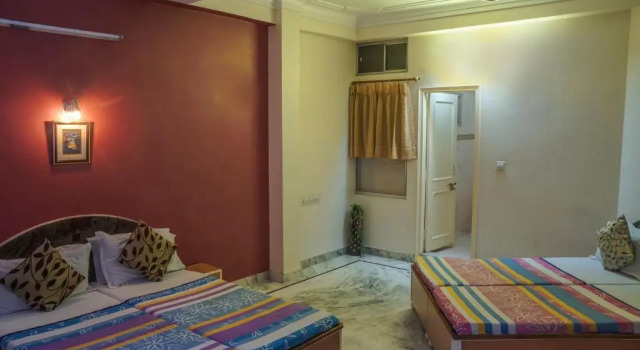 Двухместный номер Deluxe с балконом Hotel Laxmi Palace