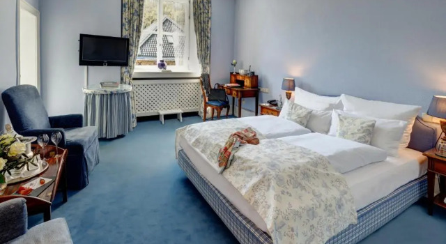 Номер Classic Schlosshotel Hugenpoet