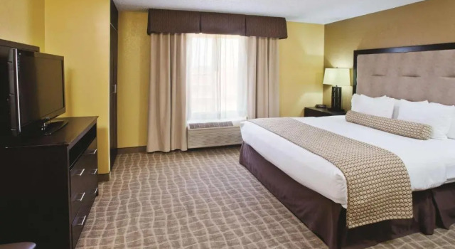 Люкс La Quinta by Wyndham Hot Springs