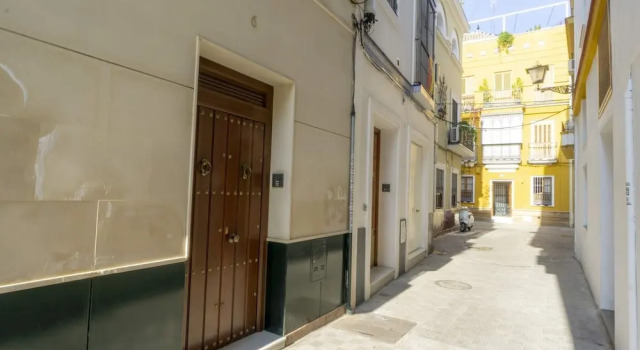 RentalSevilla Increíble dúplex al lado de la Catedral, Забронировать Отель Севилья провинция Севилья, рядом с Культурный центр Sala El Cachorro