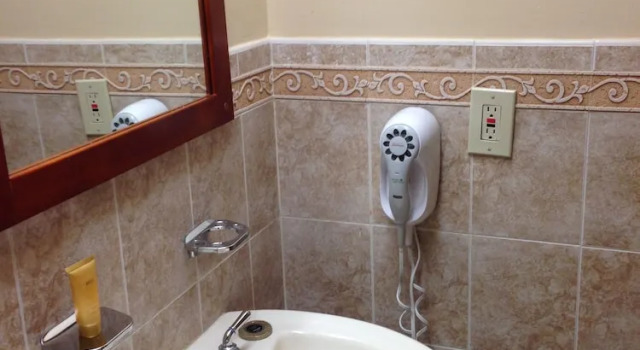 Четырёхместный номер Standard Miami Princess Hotel
