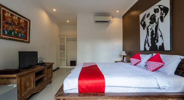 Van Mandri Residence by OYO Rooms, Rezervovat Hotel Hotely v Bali s bazénem, Bazén