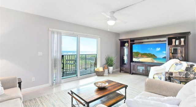 Апартаменты с 3 комнатами Cocoa Beach Club - Oceanfront Condos with Pool next to Pier and Port Canaveral