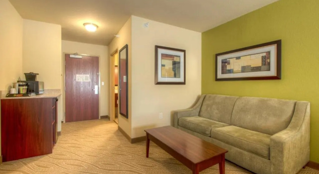 Студия Cobblestone Inn & Suites - Holyoke