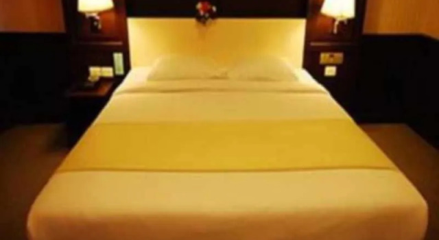 Chainat Thani Hotel, Забронировать Отель Утхайтхани Центральный Таиланд