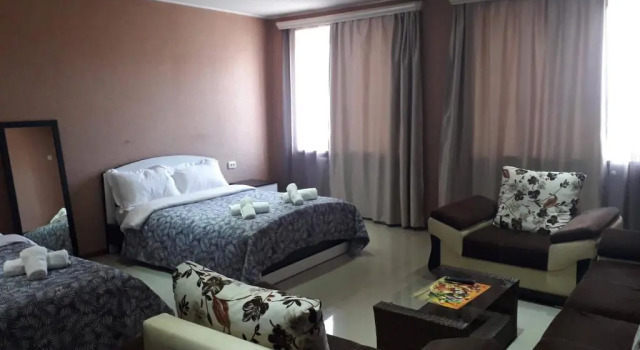 Hotel Lux