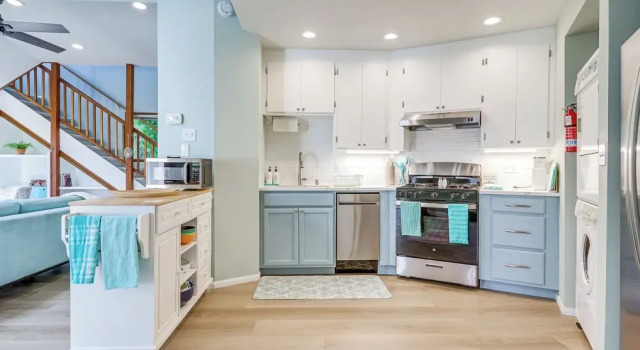 Апартаменты < 1 Mi to Lake Washington: Peaceful Apt in Kenmore