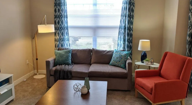Mid-Century Modern 2BR Apt with VIews, Reserva ahora Apartamento Indianápolis Indiana
