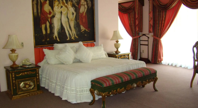 Mansion del Cupatitzio, Book Hotel Hoteller i Uruapan med parkering, Parkering