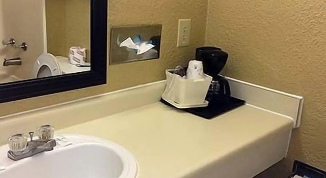 Двухместный номер Standard Fairview Inn & Suites