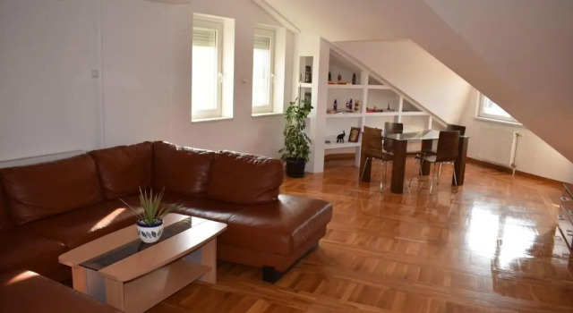 Апартаменты Penthouse in City Center