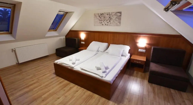 Четырёхместный номер Standard Hotel Barbakán