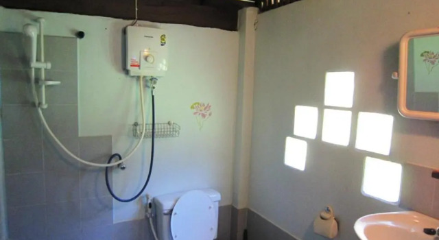 Бунгало с 2 комнатами Phanom Bencha Mountain Resort