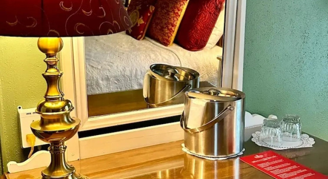 Номер Standard Red Rocker Inn